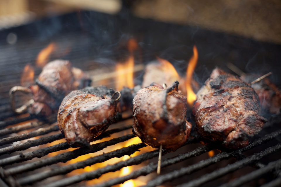 outdoor bbq grill venison steaks